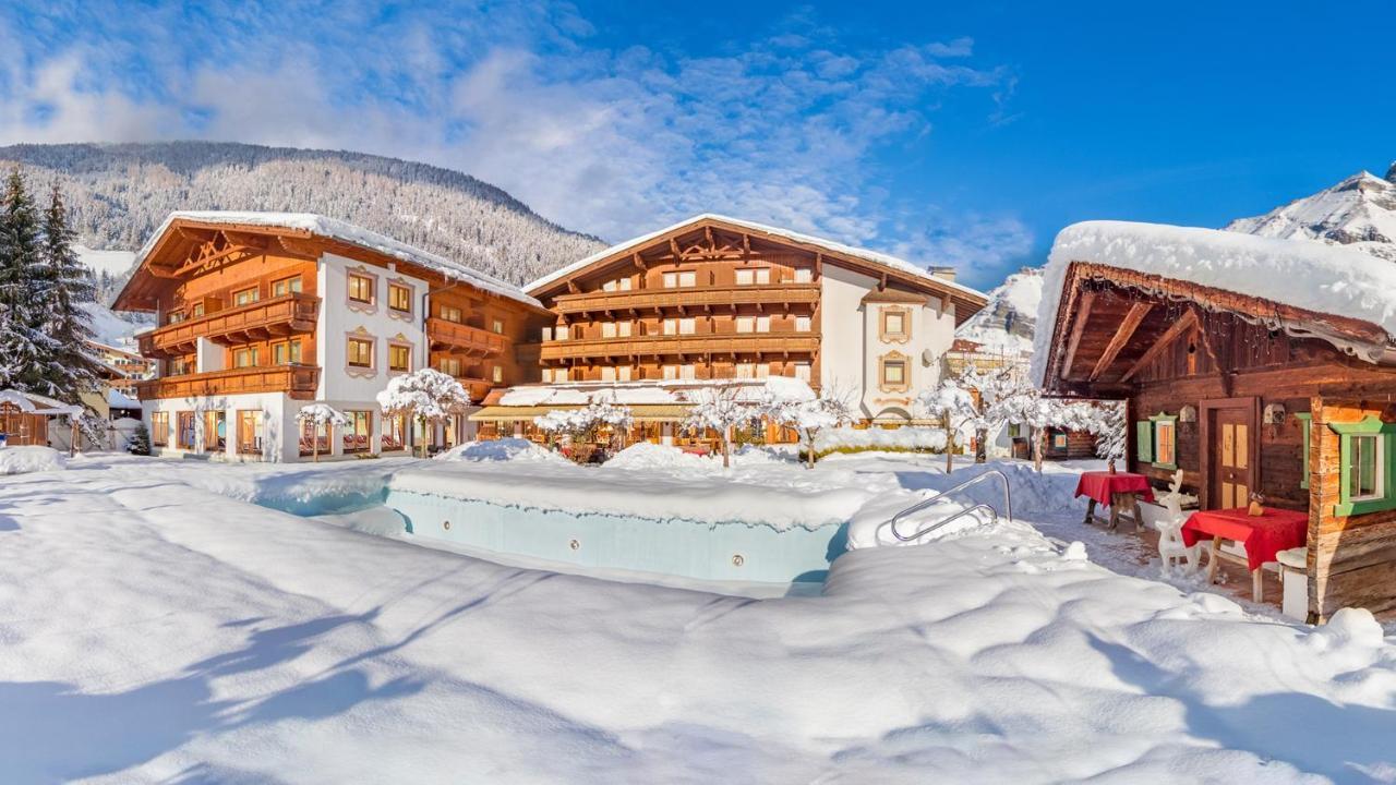 ניוסטיפט אים סטובאיטל Alpenhotel Tirolerhof מראה חיצוני תמונה